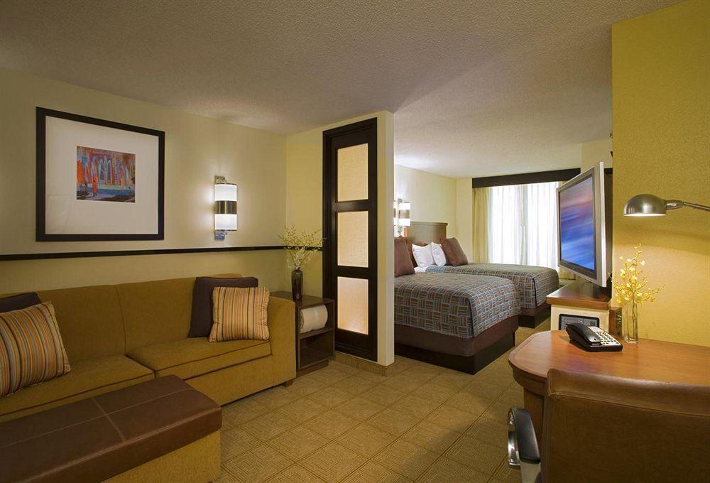 ไฮแอท เพลซ เซาท์เบนด์ มิชาวากา Hotel ภายนอก รูปภาพ
